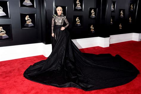 2018 Grammys Awards Red Carpet - Fashionista