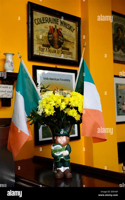 Irish Flags Hi Res Stock Photography And Images Alamy