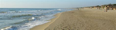 Exploring the Splendor of Fiumicino's Beaches | CabRoma