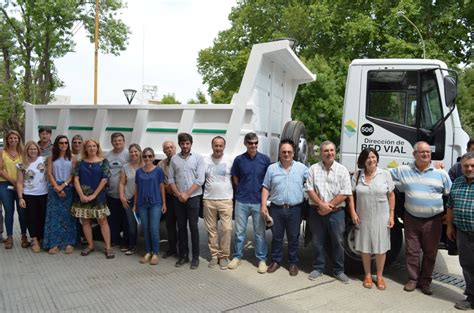 Municipio Present Dos Nuevos Camiones Para La Direcci N De Red Vial