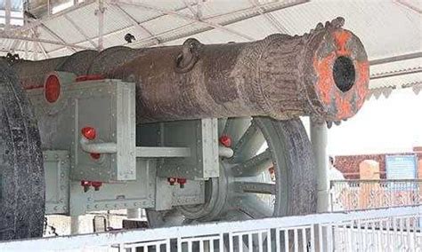 Jaigarh Fort Jaipur | The Secret Treasure & Jaivana Cannon