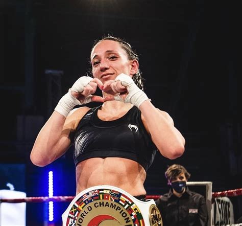 Gloria Peritore Si Conferma Campionessa Mondiale Di Kick Boxing