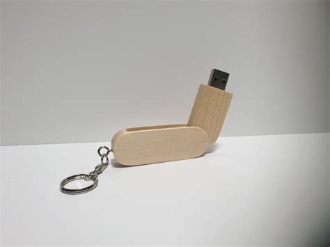 Houten USB Stick In Houten Doosje Het Klompenschuurtje