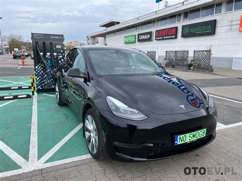 Tesla Model Y Najlepiej Sprzedaj Ce Si Auto Otoev Pl