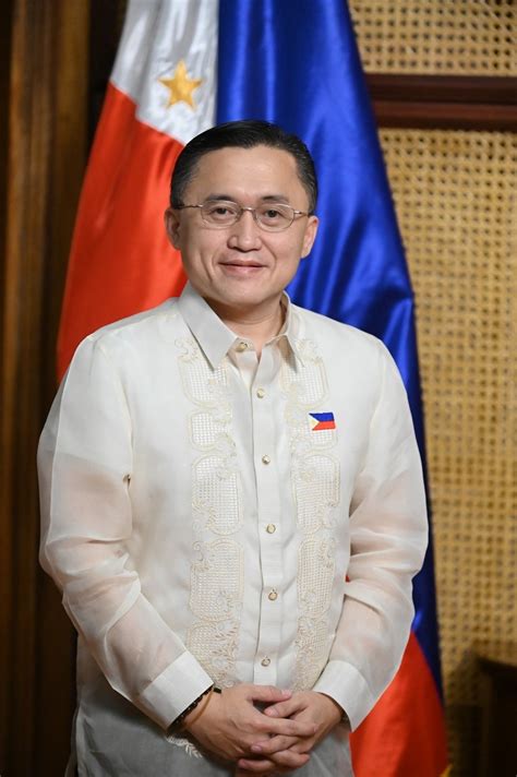 Senator Bong Go Ang Bisyo Ay MagSERBISYO