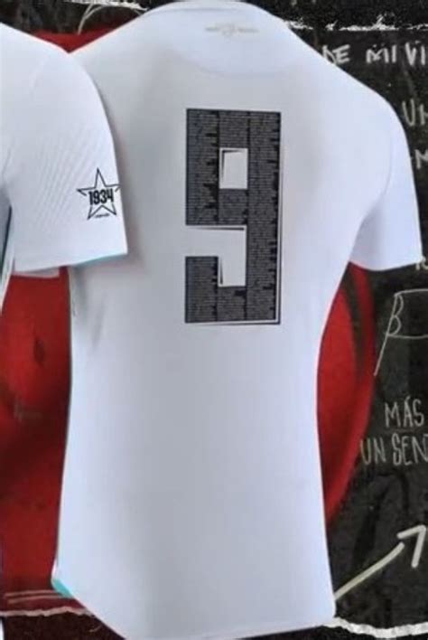 Universitario 2022 Special Kit