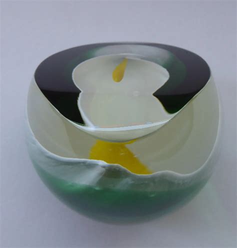 Fabulous Limited Edition Scottish Caithness Glass Paperweight Calla L Iconic Edinburgh