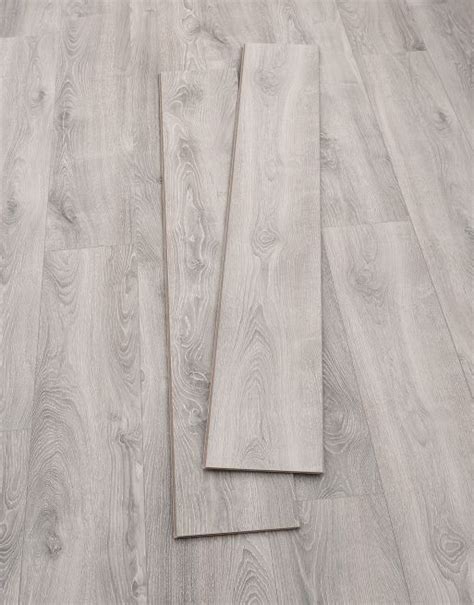 Sienna Long Dove Oak Laminate Flooring Flooring Superstore