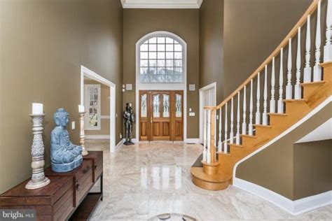 A Peek Inside Lamar Jackson’s $1.3M Estate in Owings Mills