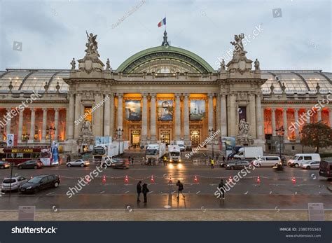 Best Elysee Palace Royalty-Free Images, Stock Photos & Pictures ...