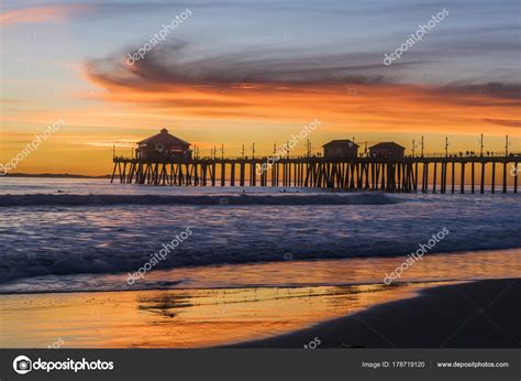 Huntington Beach Pier At Sunset Stock Photo Kelpfish 178719120