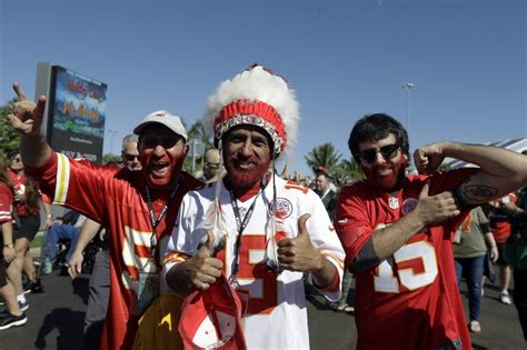 Kansas City Chiefs nix headdresses, face paint to start NFL season