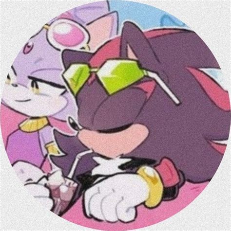 Pin on Sonic pfp | Shadow the hedgehog, Hedgehog art, Sonic and shadow