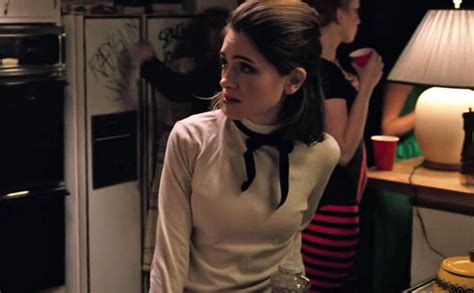 What Is Nancy's Halloween Costume in Stranger Things? | POPSUGAR ...