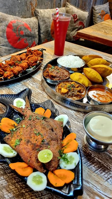 “Nigudkarancho” Aapla Malvan Family Restaurant & Fast Food (@aapla