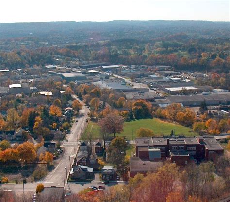 neighbourhood guide dundas woolcott real estate