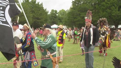 Nansemond Tribe holds their annual homecoming pow wow in Suffolk ...