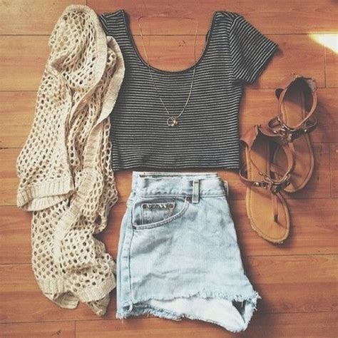 50 Casual Chic Summer Outfit Ideas For 2025 Styles Weekly