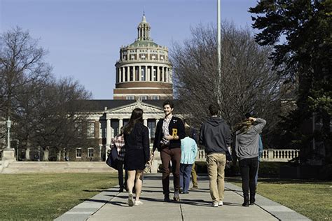 Applying : Academics : School of Arts & Sciences : University of Rochester