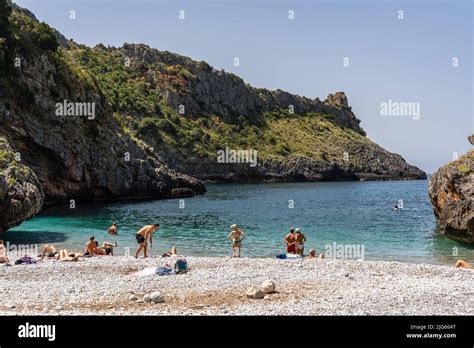 Vista Sulla Spiaggia Di Cala Bianca Nel Parco Nazionale Del Cilento