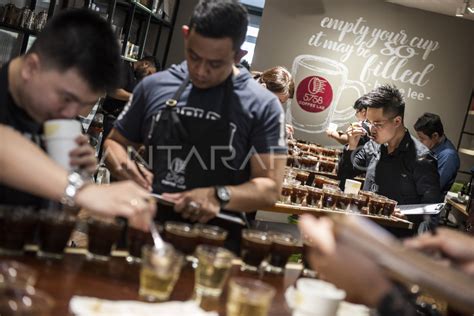 PELATIHAN UJI CITA RASA KOPI ANTARA Foto