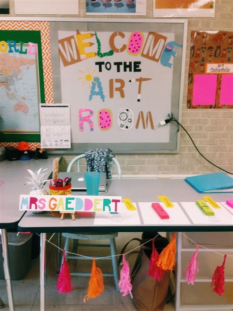 A Peek into the Elementary School Art Room - Gaeddert art room