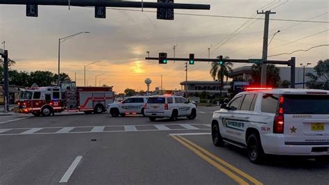 19 Year Old Motorcyclist Killed On Bee Ridge In Sarasota Bradenton Herald