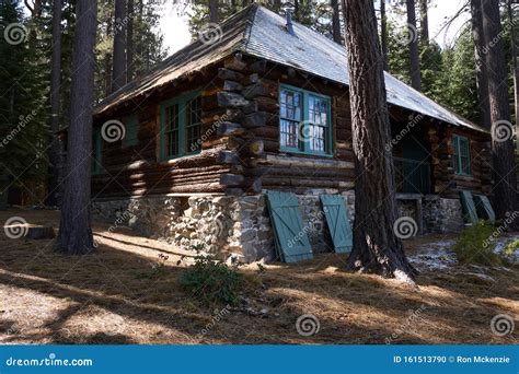 Log cabin at Lake Tahoe stock photo. Image of structure - 161513790