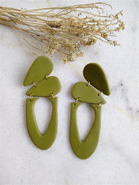 Bright Green Aesthetic Shape Clay Earrings Orecchini In Argilla