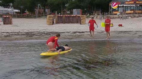 Badeunfälle Rettungskräfte trainieren in der Ostsee