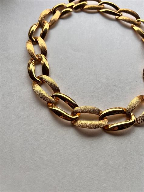 Vintage Napier Gold Tone Textured Chunky Link Necklace Gem