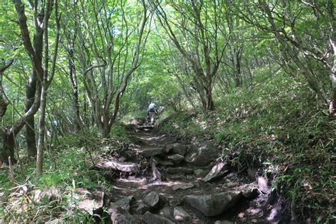 夫婦日帰り登山赤城 荒山・鍋割山2