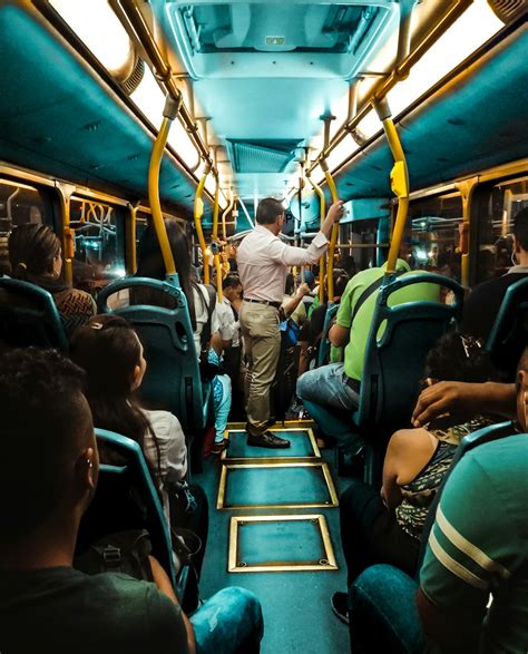 Bus Passenger Pictures Download Free Images On Unsplash