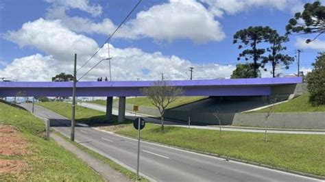 Curitiba Viaduto Da Avenida Mascarenhas De Moraes Recebe Nova Pintura