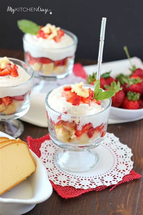 No Bake Strawberry Cheesecake Trifle My Kitchen Craze