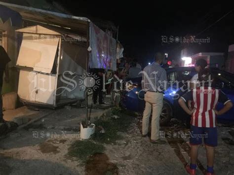 Veh Culo Se Impacta Contra Puesto De Tacos En La Col De Agosto De