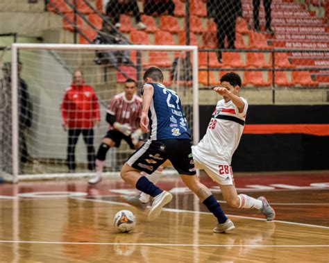 Botucatu Futsal Vence O S O Paulo No Morumbi E Se Classifica Para Os