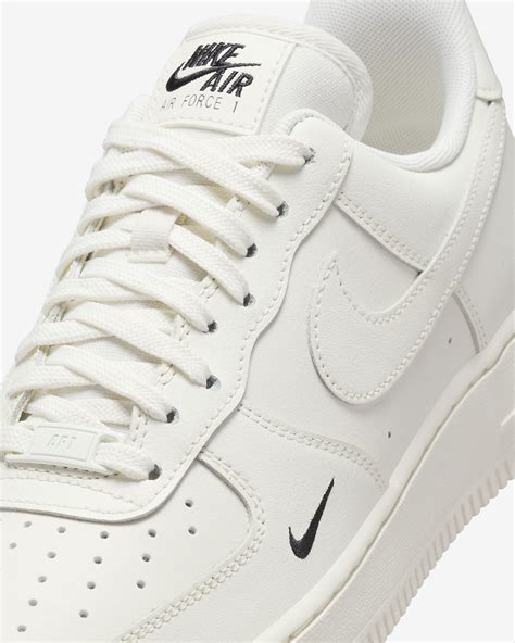 Nike Air Force 1 07 Essential Women S Shoes Nike Vn