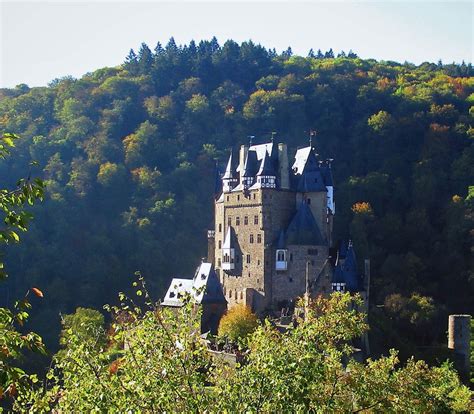 Solve Burg Eltz Germany Jigsaw Puzzle Online With Pieces