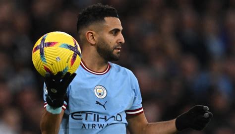 Mercato Offre massive dAl Ahli déclinée par Riyad Mahrez les