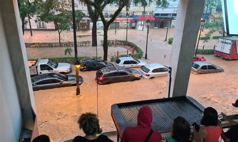 Moradores Relatam Cen Rio Assustador Nas Ruas Ap S Temporal Em