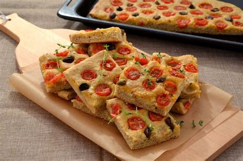 Ricetta Focaccia Integrale Con Pomodorini E Olive La Cucina Imperfetta