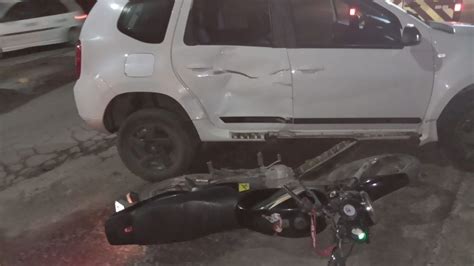 Duas Pessoas Ficam Feridas Ap S Colis O Entre Moto E Carro Em S O Bento