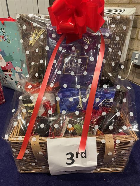 21 Hamper 3 Our Lady Of Good Counsel RC Church Wickford