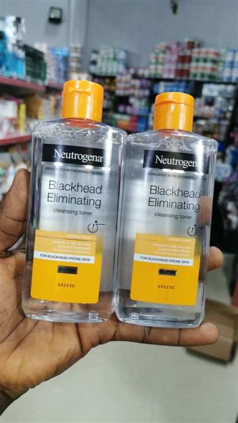 Neutrogena blackhead eliminating cleansing Toner - Avana Beauty WORLD