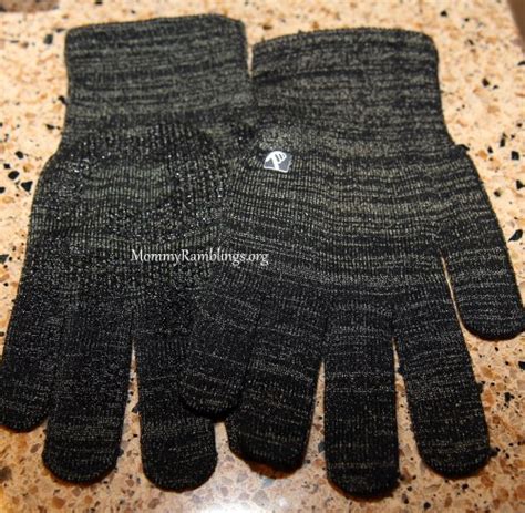 Glider Gloves, Touch Screen Friendly Winter Gloves Review & Giveaway!!! #HolidayGiftGuide ...