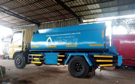 Harga Truk Tangki Air 5000 Liter Spesifikasi Dan Simulasi Kreditnya