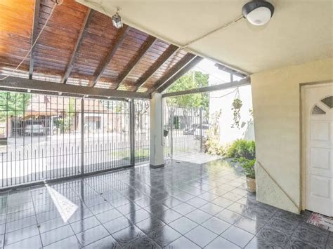 Venta Casa 2 Dormitorios 53 Años 1 Cochera 106m2 Kennedy 700 Don