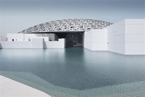 Apre il Louvre di Abu Dhabi l attrazione culturale più attesa dell