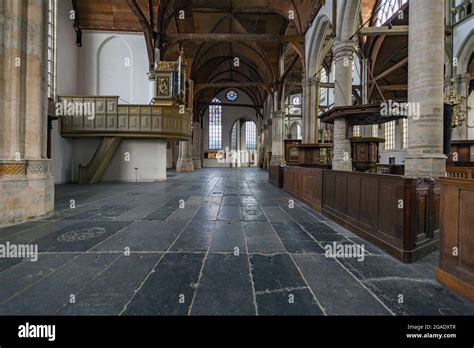 Oude Kerk interior, Amsterdam Stock Photo - Alamy